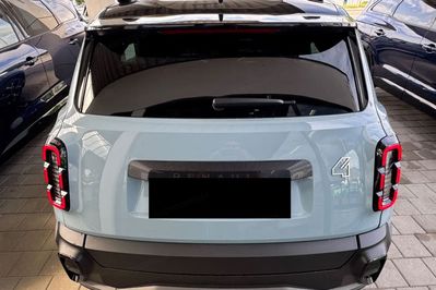 Renault R4 Techno 52kWh Comfort Range