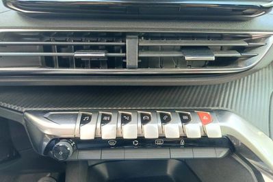 Peugeot 3008 1.5 Allure