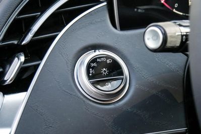 Mercedes Klasa E 300 de 4-Matic Exclusive