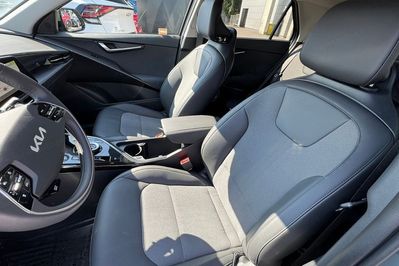 Kia Niro 1.6 Gdi Hybrid l
