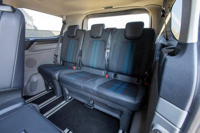 Ford Tourneo Custom L1H1 PHEV Sport AT