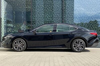 Toyota Camry 2.5 Hybrid Dynamic Force Prestige e-CVT