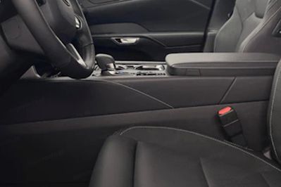 Lexus RX 450h+ Omotenashi 2.5 Hybrid Plug-in