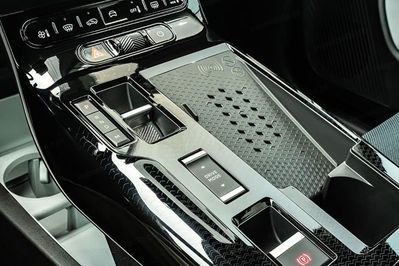 Citroen C5 Aircross Plus eDCT6 1.2 mHEV