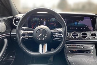 Mercedes Klasa E 220 d mHEV 4-Matic AMG 9G-Tronic