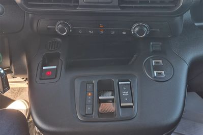 Peugeot Partner Van XL L2H1 EAT8
