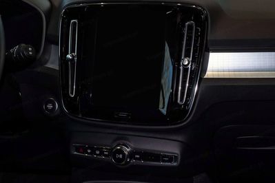 Volvo XC40 B3 Plus Dark