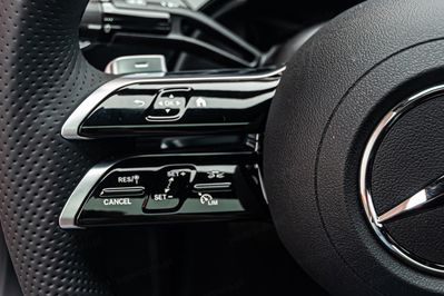 Mercedes Klasa E 200 4-Matic AMG