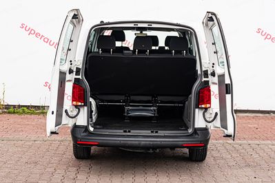 Volkswagen Transporter Kombi T6.1 L2H1