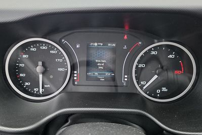 Iveco Daily 70C18A8 Kontener 15EP + Winda HI-MATIC