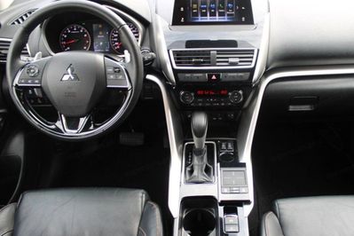 Mitsubishi Eclipse Cross 1.5 T Intense CVT