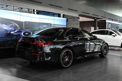 Mercedes Klasa E AMG 53 4Matic+ Hybrid