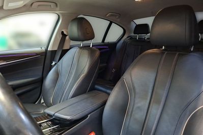 BMW Seria 5 520d xDrive mHEV Luxury Line aut
