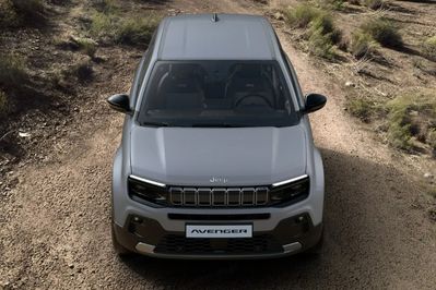 Jeep Avenger Summit 1.2 mHEV e-DCT6