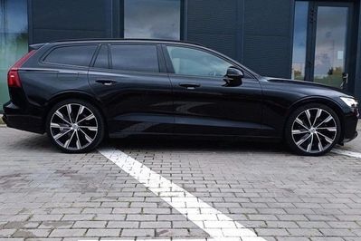 Volvo V60 B4 D R-Design