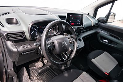Citroen Berlingo Kombi XL L2H1 Shine EAT8