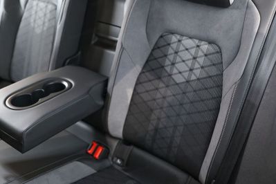 Volkswagen Golf EVO R-Line