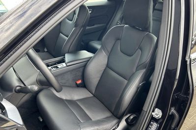 Volvo XC60 B5 D AWD Momentum Pro