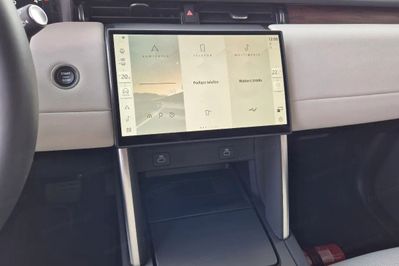 Land Rover Discovery Sport D200 S