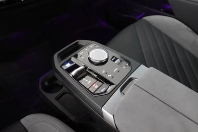 BMW iX xDrive45 M Sport