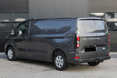 Ford Transit Custom 320 L2H1 Limited