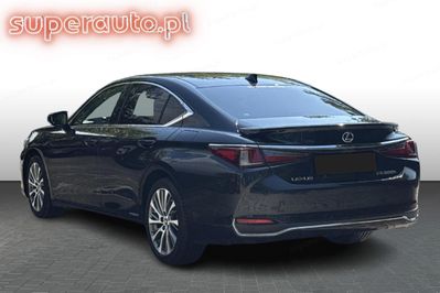 Lexus ES 300h Business Edition +