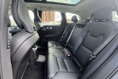 Volvo XC60 T6 Plug-In Hybrid AWD Ultra Dark aut