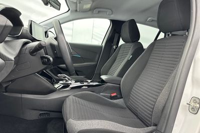 Peugeot 208 Style 1.5 Electric 50 kWhAT