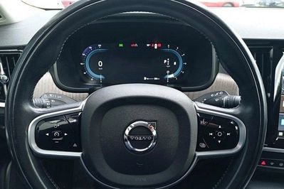 Volvo V90 Cross Country B4 D AWD Momentum
