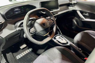 Peugeot 2008 Edition e-DCS6 PureTech mHEV