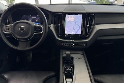 Volvo XC60 B4 B Plus Dark aut