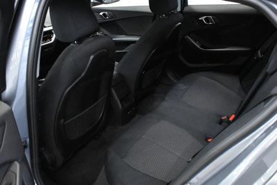 BMW Seria 1 118i Advantage