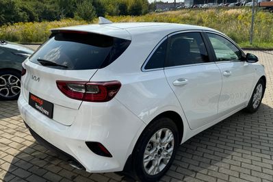 Kia Ceed M 1.5 T-GDI  DCT