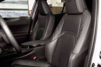 Lexus UX 250h F Sport Design 2WD