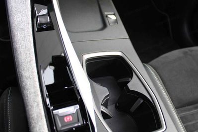 Peugeot 5008 GT Exclusive S&S e-DCS6 1.2 PureTech mHEV