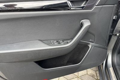 Skoda Superb L&K 2.0 TSI DSG