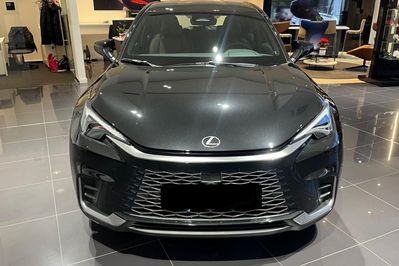 Lexus LBX Elegant 1.5 Hybrid