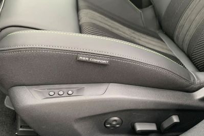 Peugeot 308 GT S&S e-DCS6 1.2 mHEV