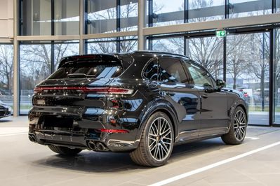 Porsche Cayenne Black Edition