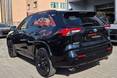 Toyota RAV4 2.5 Hybrid Black Edition by JBL 4x4