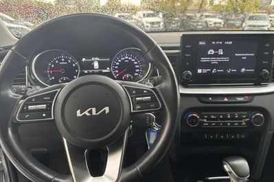 Kia Ceed L 1.5 T-GDI  DCT