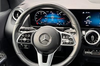 Mercedes GLA 200 d Progressive 8G-DCT