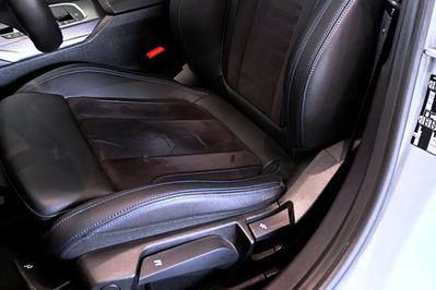 BMW Seria 3 318i M Sport