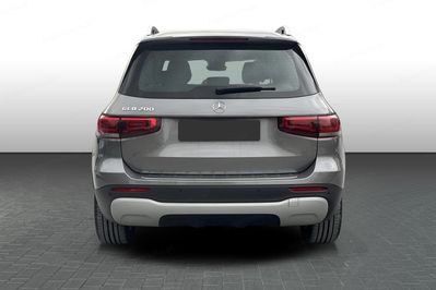 Mercedes GLB 200