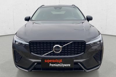 Volvo XC60 B5 B AWD Plus Dark