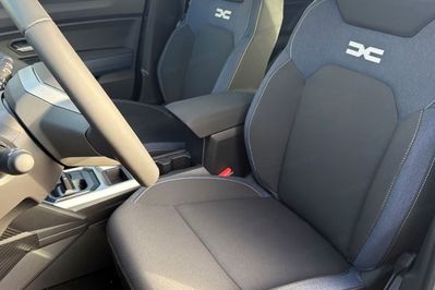 Dacia Bigster Expression 1.8 Full Hybrid
