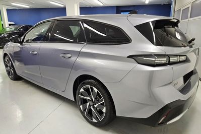 Peugeot 308 Allure EAT8 1.5 BlueHDi