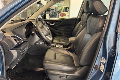 Subaru Forester 2.0i-L Platinum (EyeSight) Lineartronic