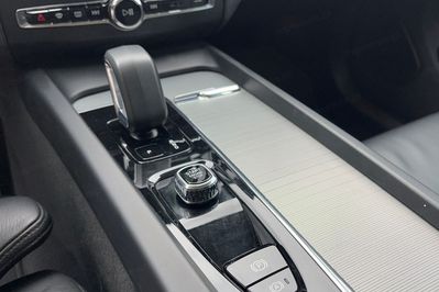 Volvo XC60 B4 B Plus Bright