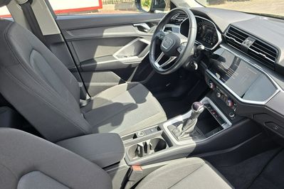Audi Q3 35 TFSI mHEV Advanced S tronic